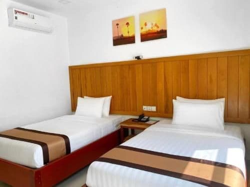 Deluxe Twin Room