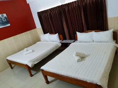 Deluxe Family Room