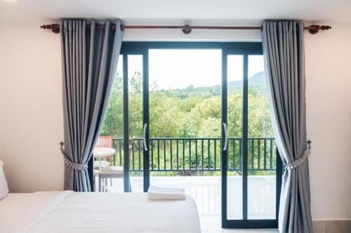 King Room with Balcony