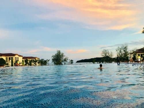 Sealong Bay ZhongQi Conifer Hotel 海龙湾中启康年酒店 Sealong Bay ZhongQi Conifer Hotel 海龙湾中启康年酒店