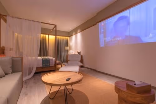 Queen Suite