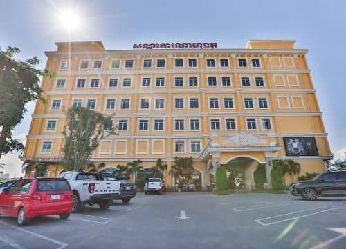 Na Chateau Hotel សណ្ឋាគារណាហ្សាតូ Na Chateau Hotel សណ្ឋាគារណាហ្សាតូ