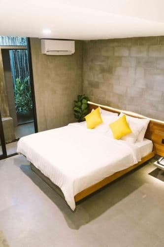 Deluxe Suite - Free one way airport drop off