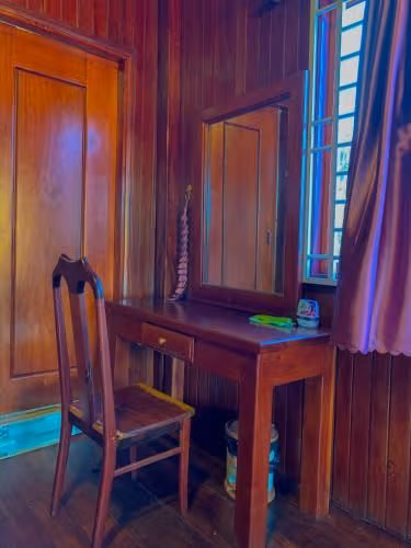 King Room with Mountain View