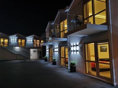 V Motel V Motel