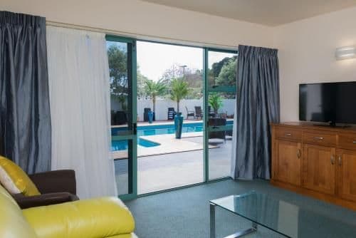 Deluxe Two-Bedroom Apartment