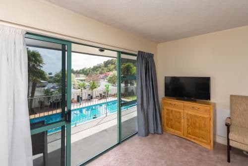 Deluxe Two-Bedroom Apartment