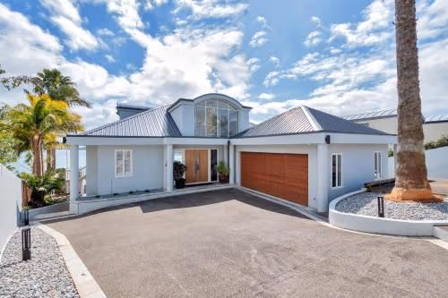 Villa with Sea View