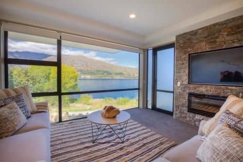 Absolute Lakefront, Absolute Bliss Absolute Lakefront, Absolute Bliss