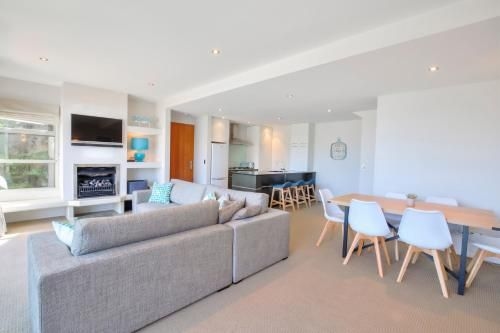 Diamond Villa - Lake Views, Central Location1