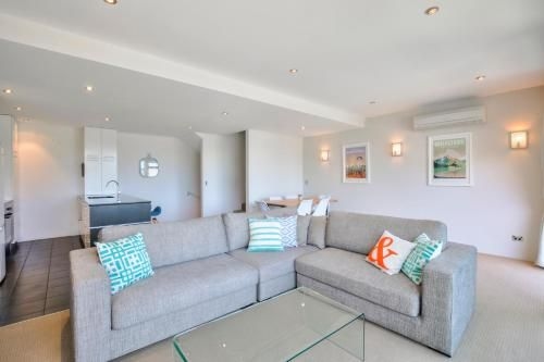 Diamond Villa - Lake Views, Central Location3