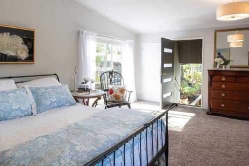 Apple BnB Apple BnB