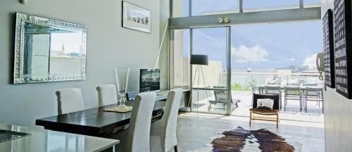 Luxury Mt Eden Apartment with Spectacular Views0