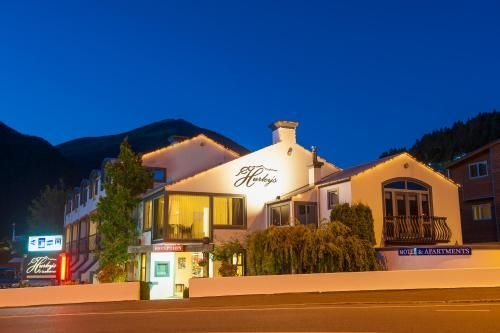 Hurleys of Queenstown0