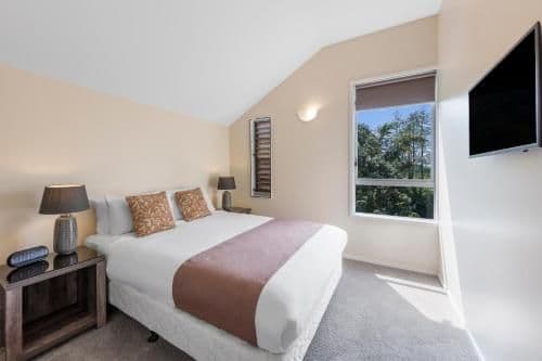 Three-Bedroom Lodge