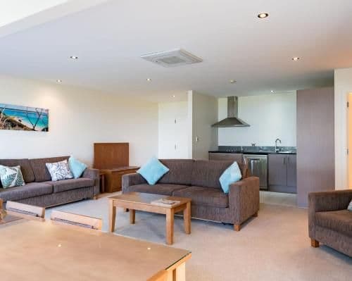 Deluxe Suite - Beachfront