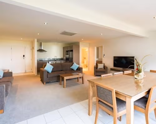 Deluxe Suite - Beachfront