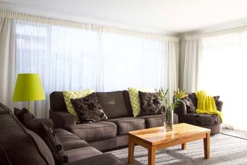 Deluxe Beachfront Three Bedroom Poolside - Level 2 Water views