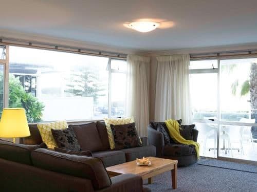 Deluxe Beachfront Three Bedroom Poolside - Level 2 Water views