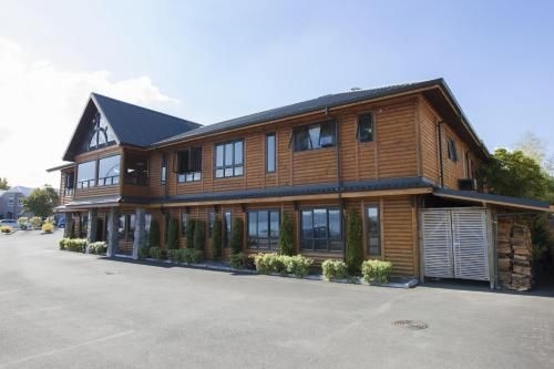 Lakefront Lodge Taupo2