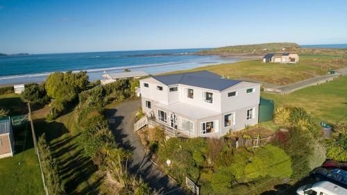 Lazy Dolphin Lodge0