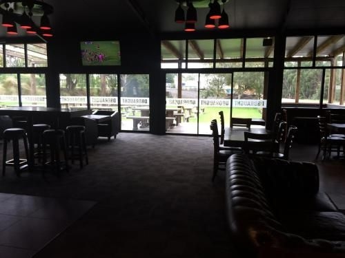 Winton Commercial Hotel4