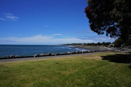 THE BULLER BUNGALOW - YOU WILL FALL IN LOVE (The Buller Bungalow - You Will Fall in Love)2