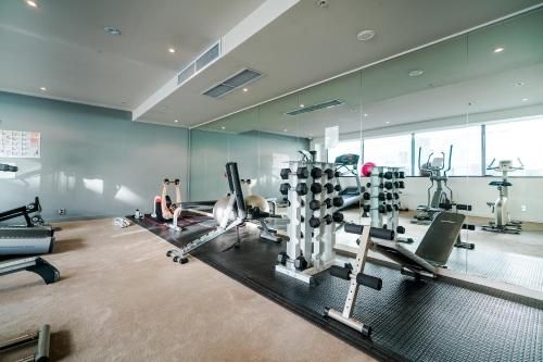 Viaduct Harbour Waterfront Luxury Apt+Pool Spa Sauna & Gym3