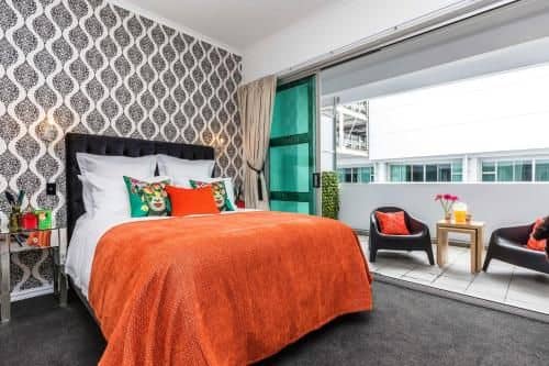 Vibrant Viaduct Harbour Apartment with Balcony & Best Location Auckland Vibrant Viaduct Harbour Apartment with Balcony & Best Location Auckland