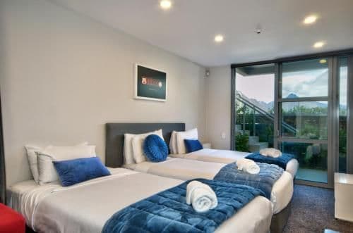 Five-Bedroom Apartment with Lake Views