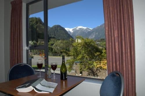 Studio with Kitchen and Mountain View