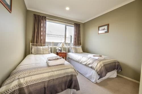Economy Twin Room