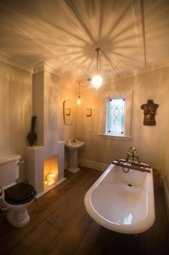 Coghill Cottage1