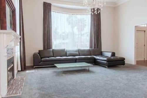 Elegant 6 Bedroom Home in East Auckland Elegant 6 Bedroom Home in East Auckland