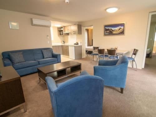 2 Bedroom Suite (Ground Floor)