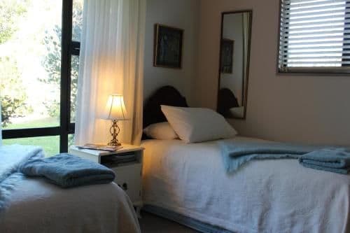 Basic Triple Room with Shared Bathroom