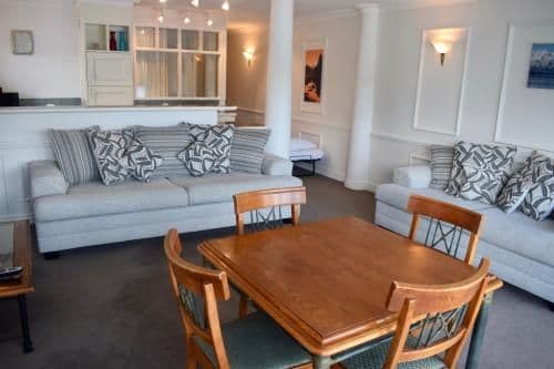 Two-Bedroom Apartment with Two Bathrooms
