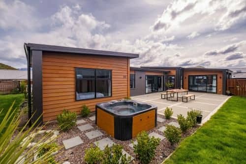 Shotover Spa Escape - Queenstown Holiday Home Shotover Spa Escape - Queenstown Holiday Home