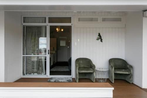 Economy Queen Studio Poolside - Ground Floor