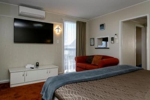 One Bedroom Super King Suite with Thermal Pool Ground Floor