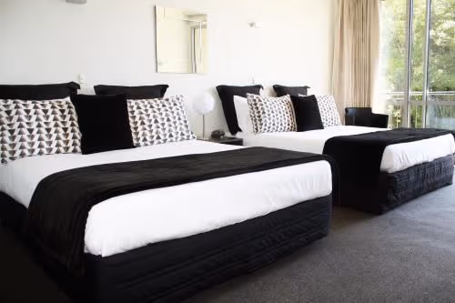 Deluxe Studio with Two Double Beds