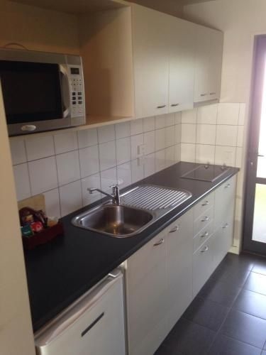 Azena Suites & Apartment1