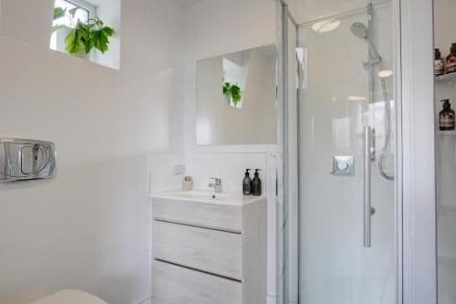Suite with Mountain View