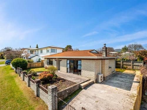 Heathcote Cottage - Taupo Holiday Home Heathcote Cottage - Taupo Holiday Home