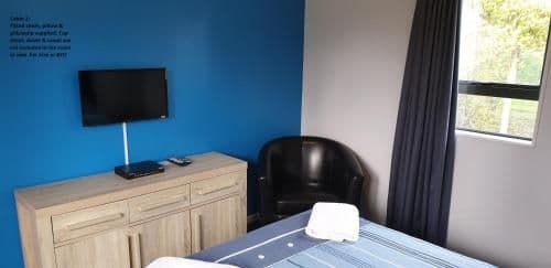 Standard Double Room with Shared Bathroom