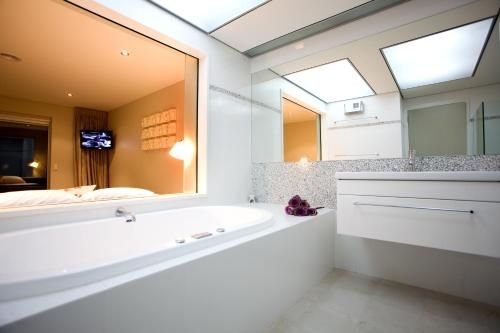 Ekara House2
