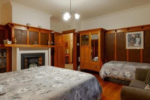 King Room with Extra Bed - Heritage