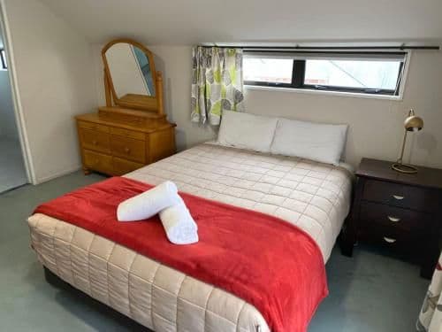 Deluxe Four Bedroom Spa Apartment