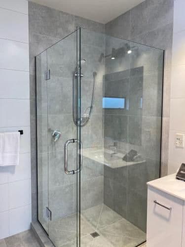 Deluxe Four Bedroom Spa Apartment