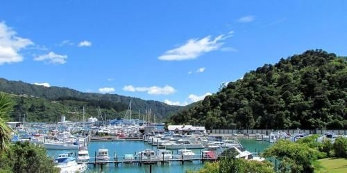 3 & 4 Bedroom Holiday Houses Central Picton3
